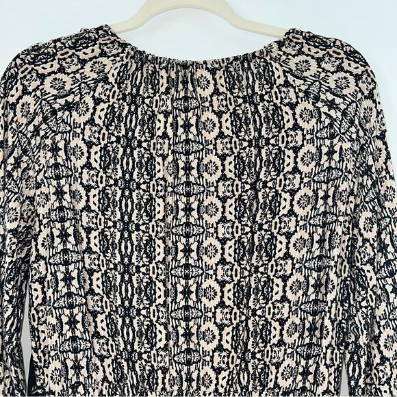 Urban Outfitters COPE Mini Long Sleeve Dress w/Black/Beige/ White Abstract Print - Picture 8 of 11